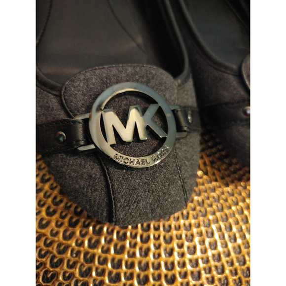 Michael Kors Flats Size 9M - Picture 5 of 7